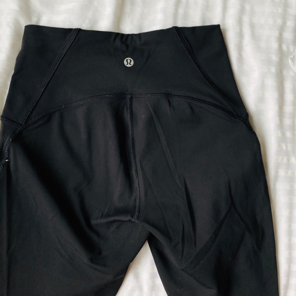 Black high waisted Lululemon leggings - Picture 3 of 5